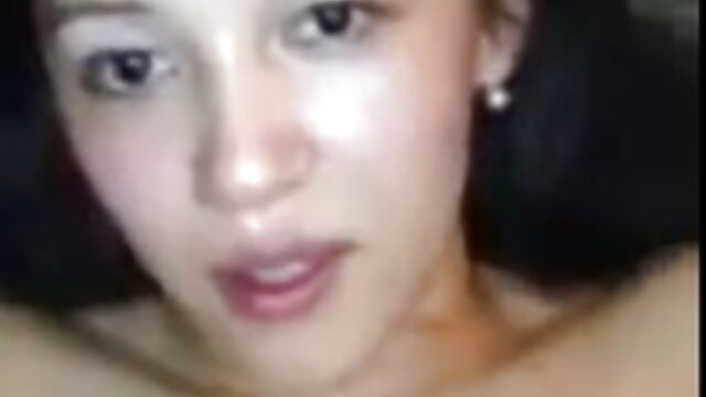 Nuostabus :  Mature brunetė kūdikis gets jos pūlingas susitrenkė sunkiai Suaugusiųjų video 