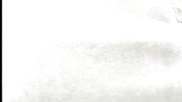 Nuostabus :  Šviesiaplaukė puma tiesiog dievina savo jauną meilužį pasilinksminti Suaugusiųjų video 