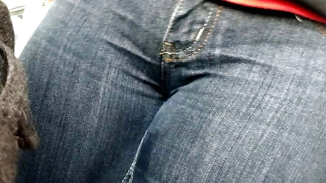 Nuostabus :  Dvi merginos išbando savo asiliukų ribas Suaugusiųjų video 